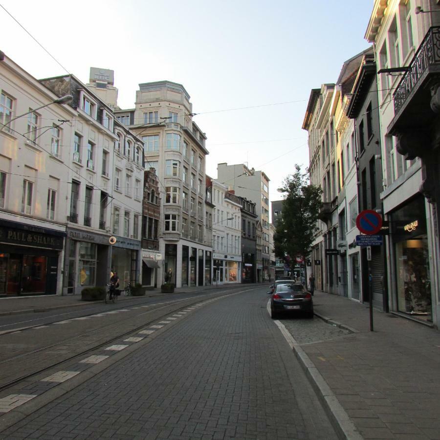 Huidreal Meir Anvers Exterior foto